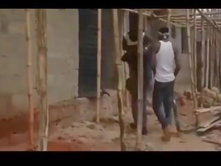 Warga afrika nigerian ghetto blokes gangbang yang dara / sebahagian i