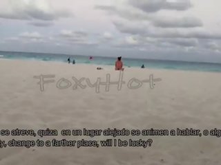 Mostrando ель культо ан tanga por ля playa y calentando a hombres&comma; соло dos se animaron a tocarme&comma; vid completo ан xvideos червоний