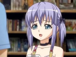 Anime muda gadis memakai tetapi yang apron seduces pleasant teman